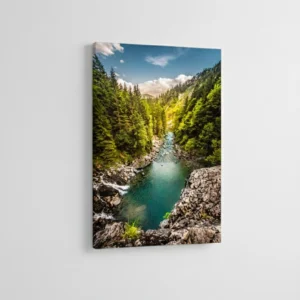 14.-Planinski-kanjon-sa-smaragdnom-rekom