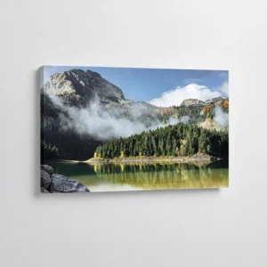 9.-Planinsko-jezero-u-magli