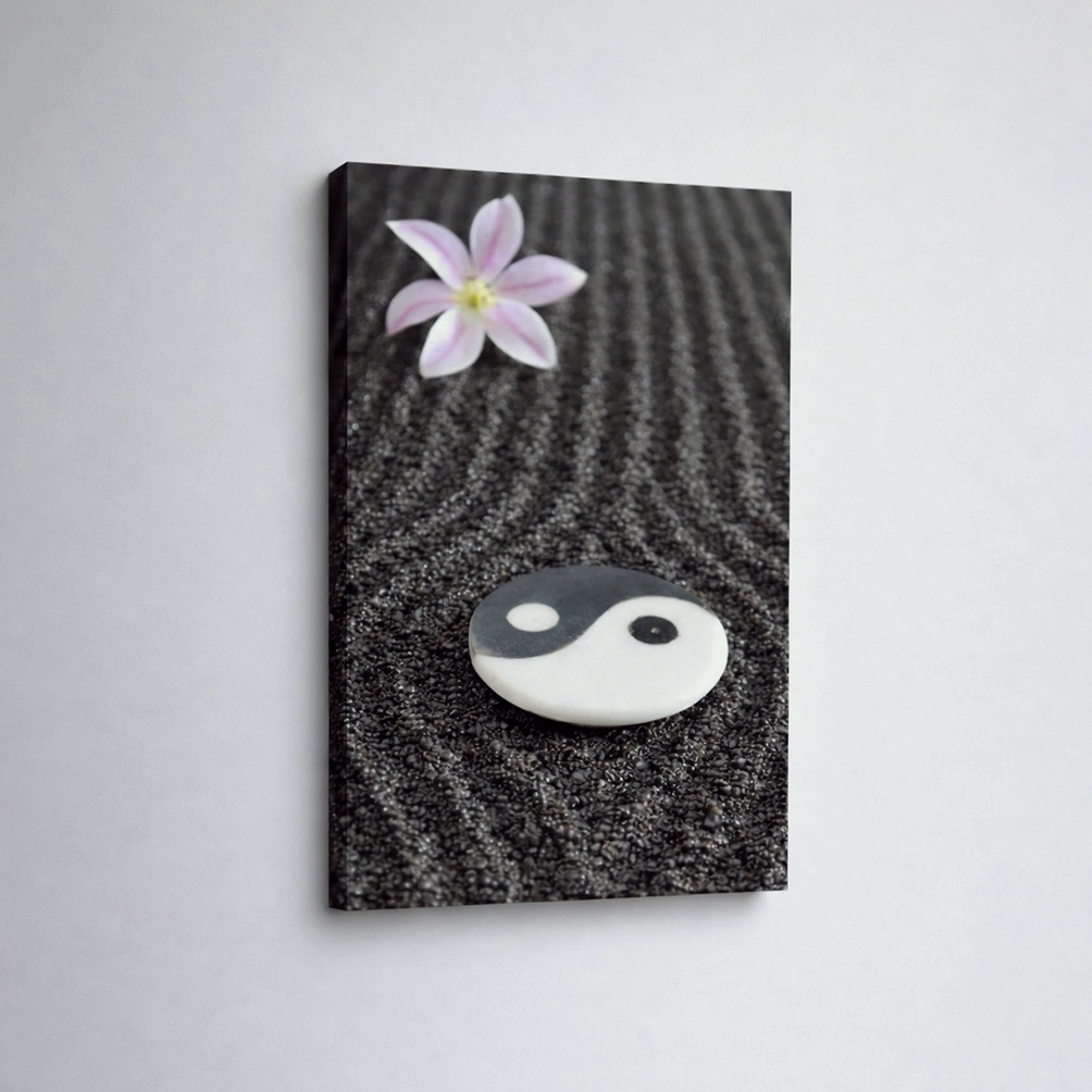 15.-Yin-Yang-kamen-u-pesku