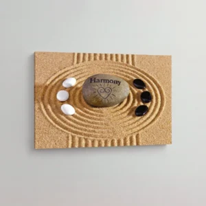 20.-Kamen-Harmony-u-pesku